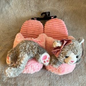 Cat slippers